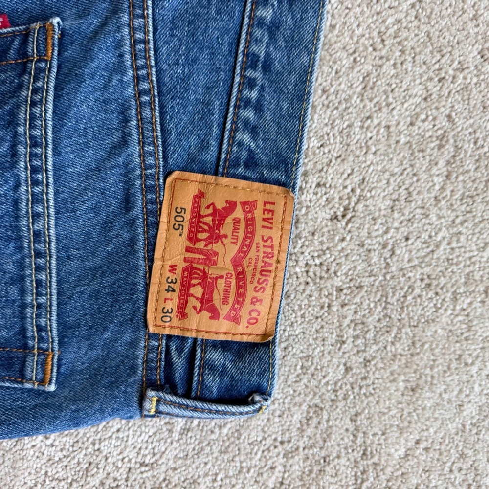 Levis 505 Regular Fit Straight Leg Jeans Medium Wash Blue Mens 34x30 - Picture 4 of 10